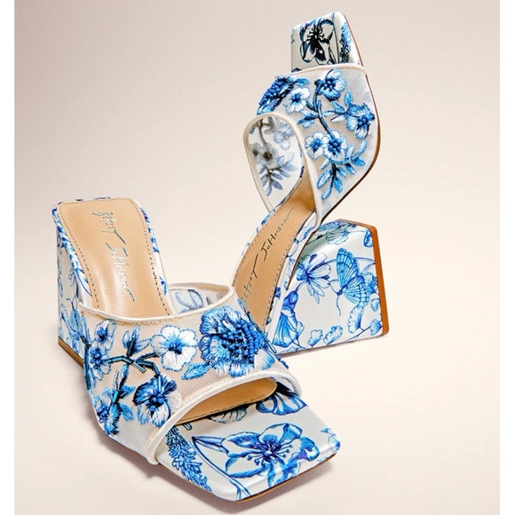 Betsey Johnson Blue Floral Heels - Picture 1 of 5